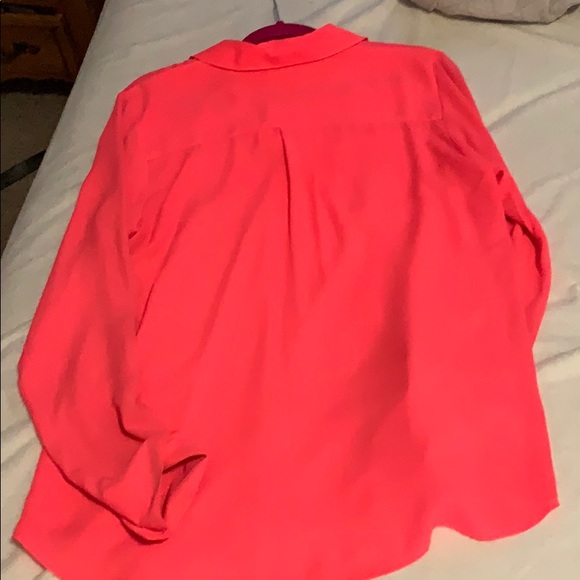 Express Blouse - Picture 3 of 3